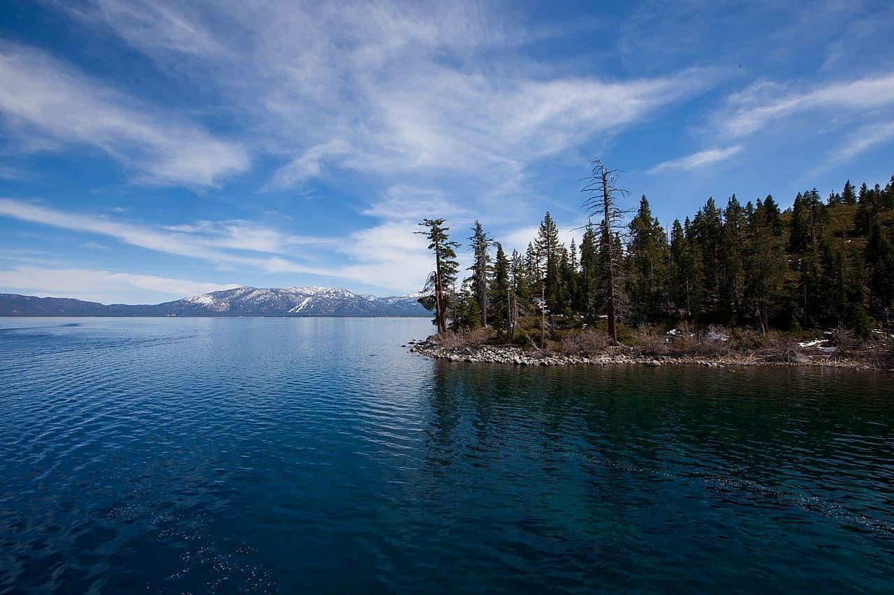 Lake Tahoe country image