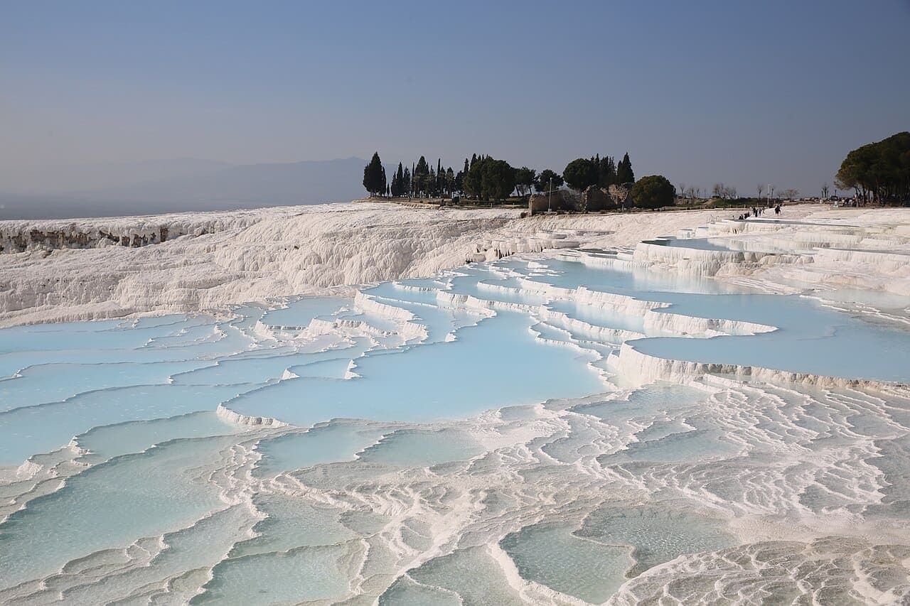 Pamukkale travertenleri