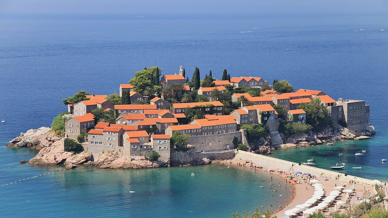 Sveti Stefan adası
