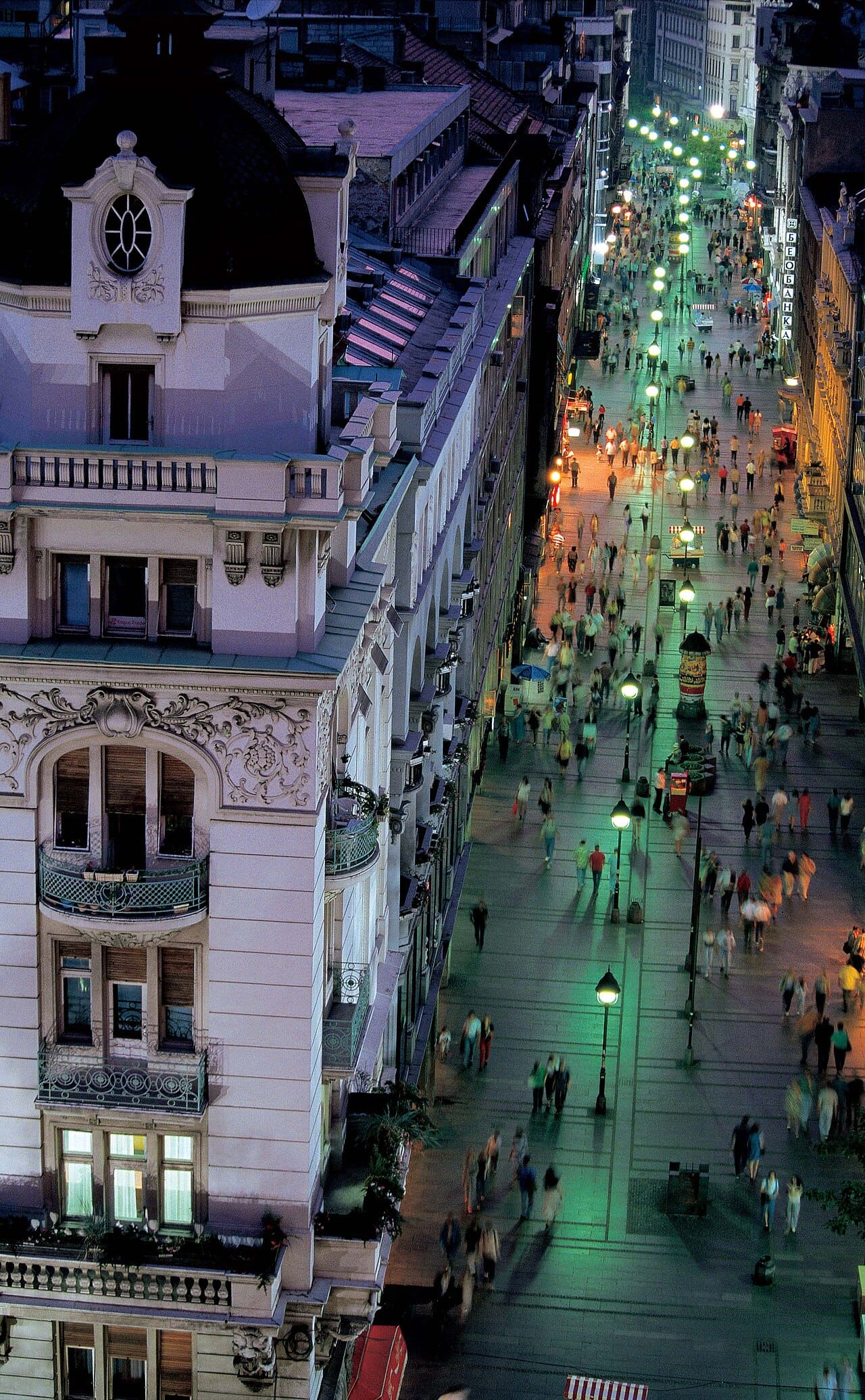 Knez Mihailova sokak manzarası