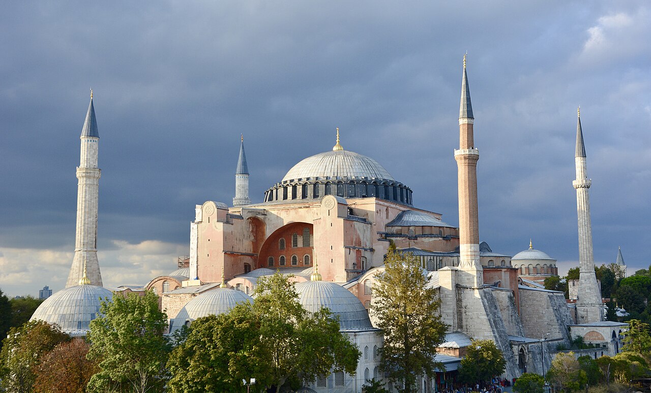Ayasofya dış görünüm
