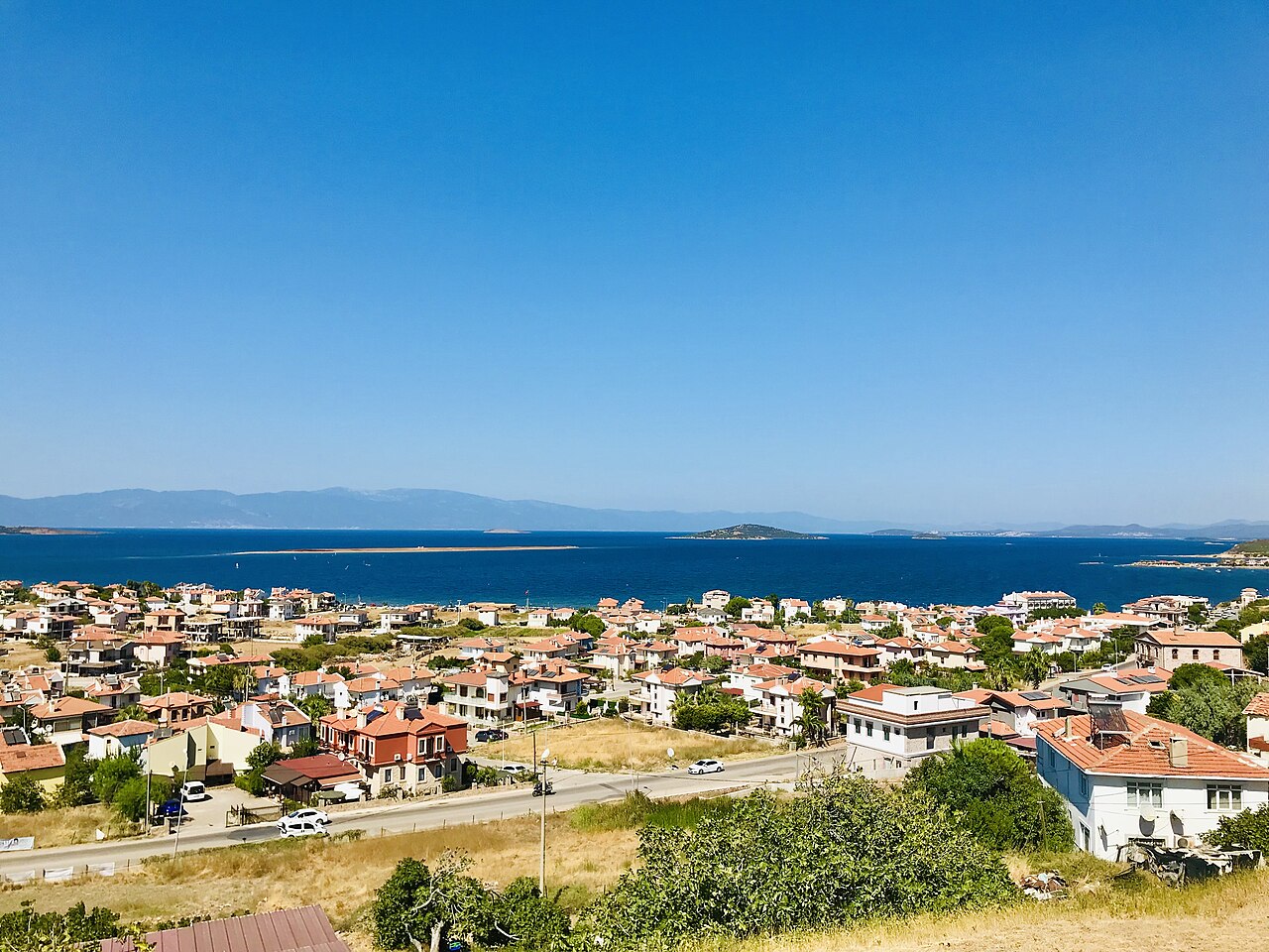 Cunda Adası sokakları